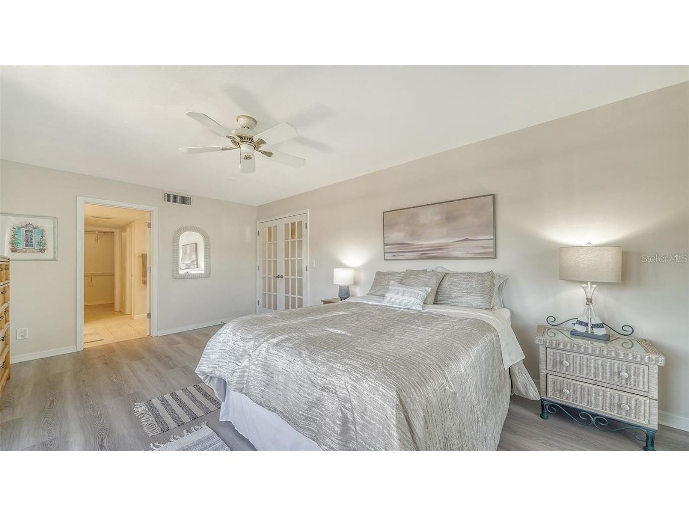 835 S Osprey Avenue #201 Sarasota FL 34236 A4676244 image19