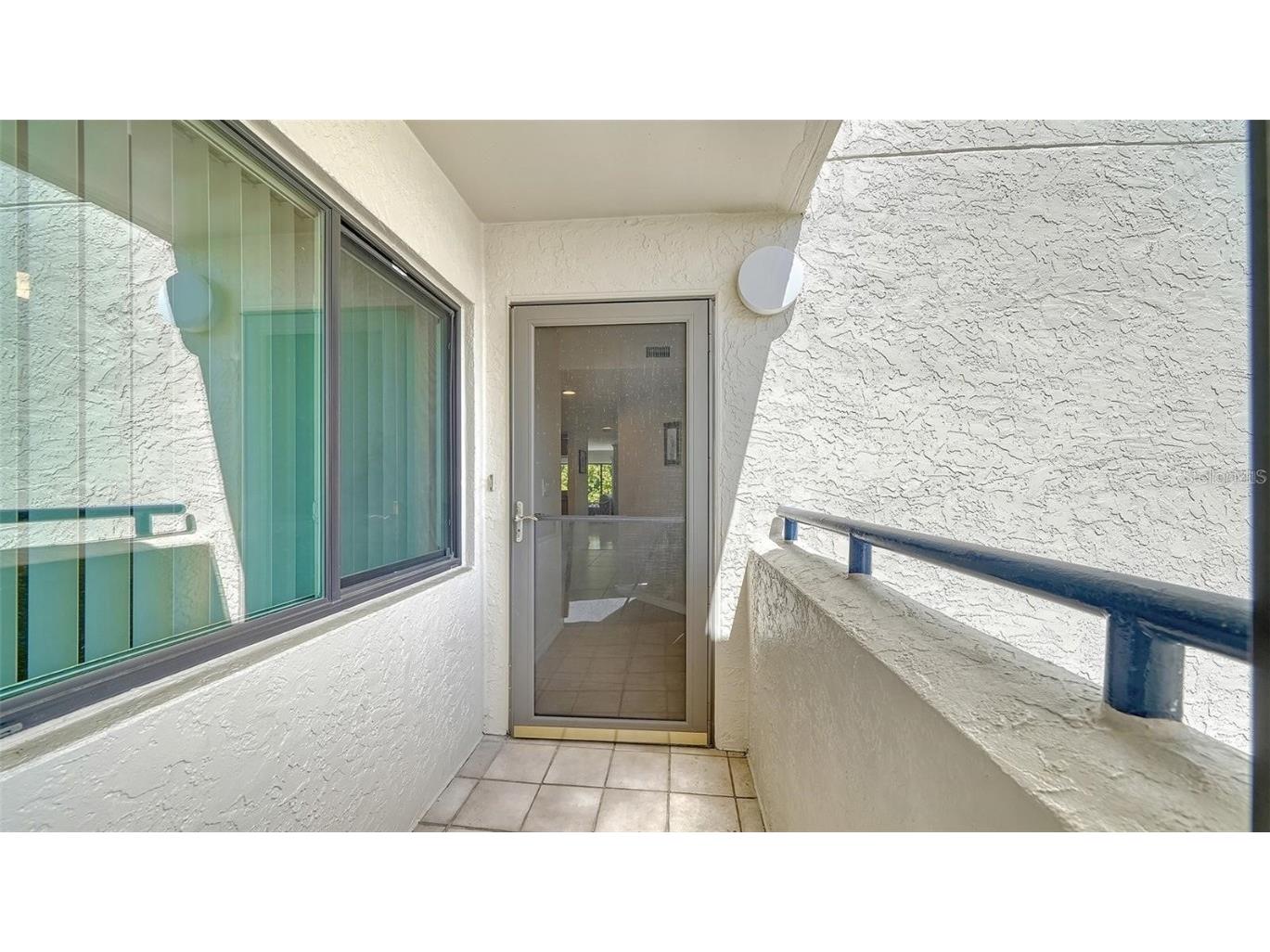 835 S Osprey Avenue #201 Sarasota FL 34236 A4676244 image3