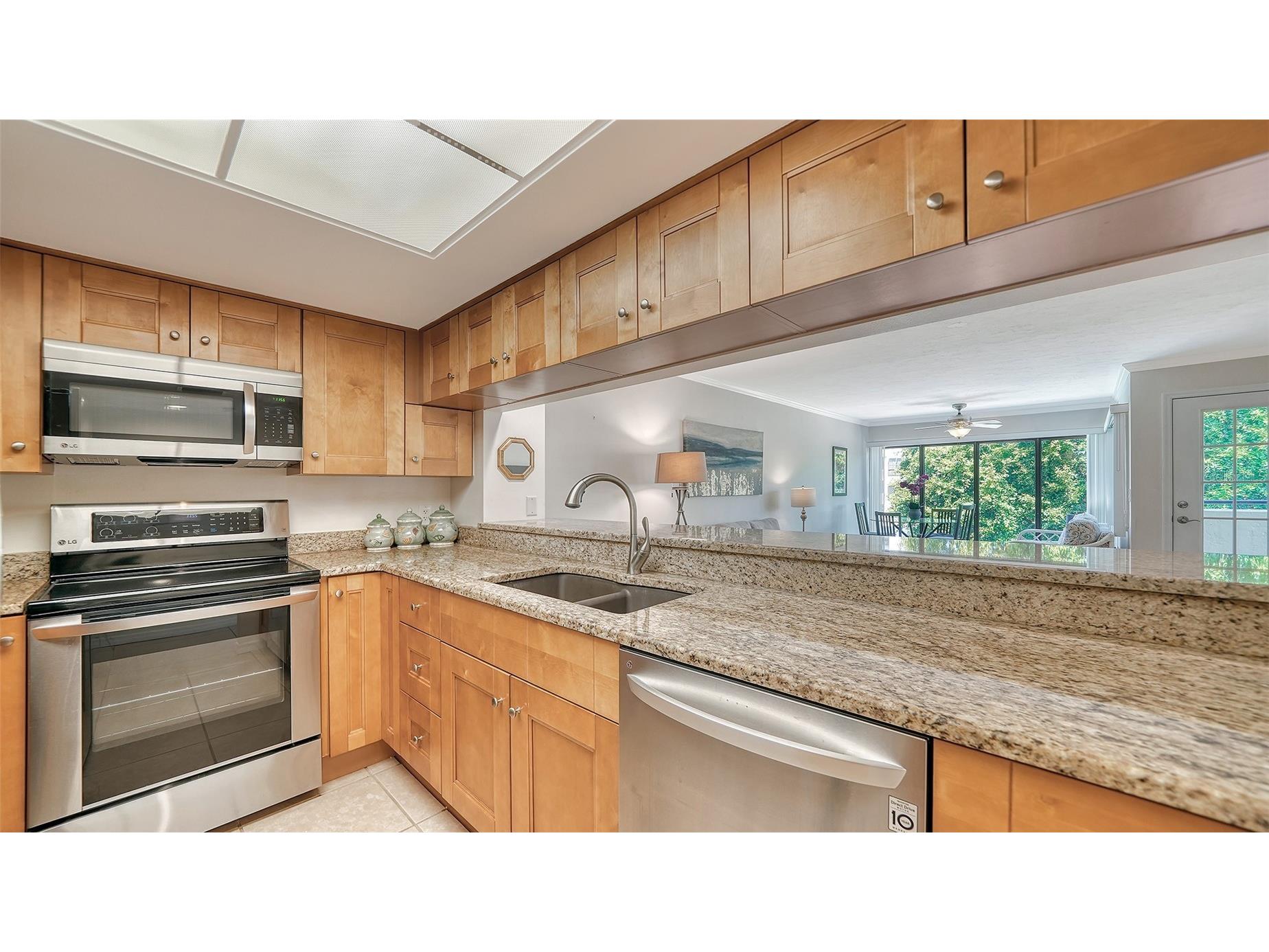 835 S Osprey Avenue #201 Sarasota FL 34236 A4698807 image10