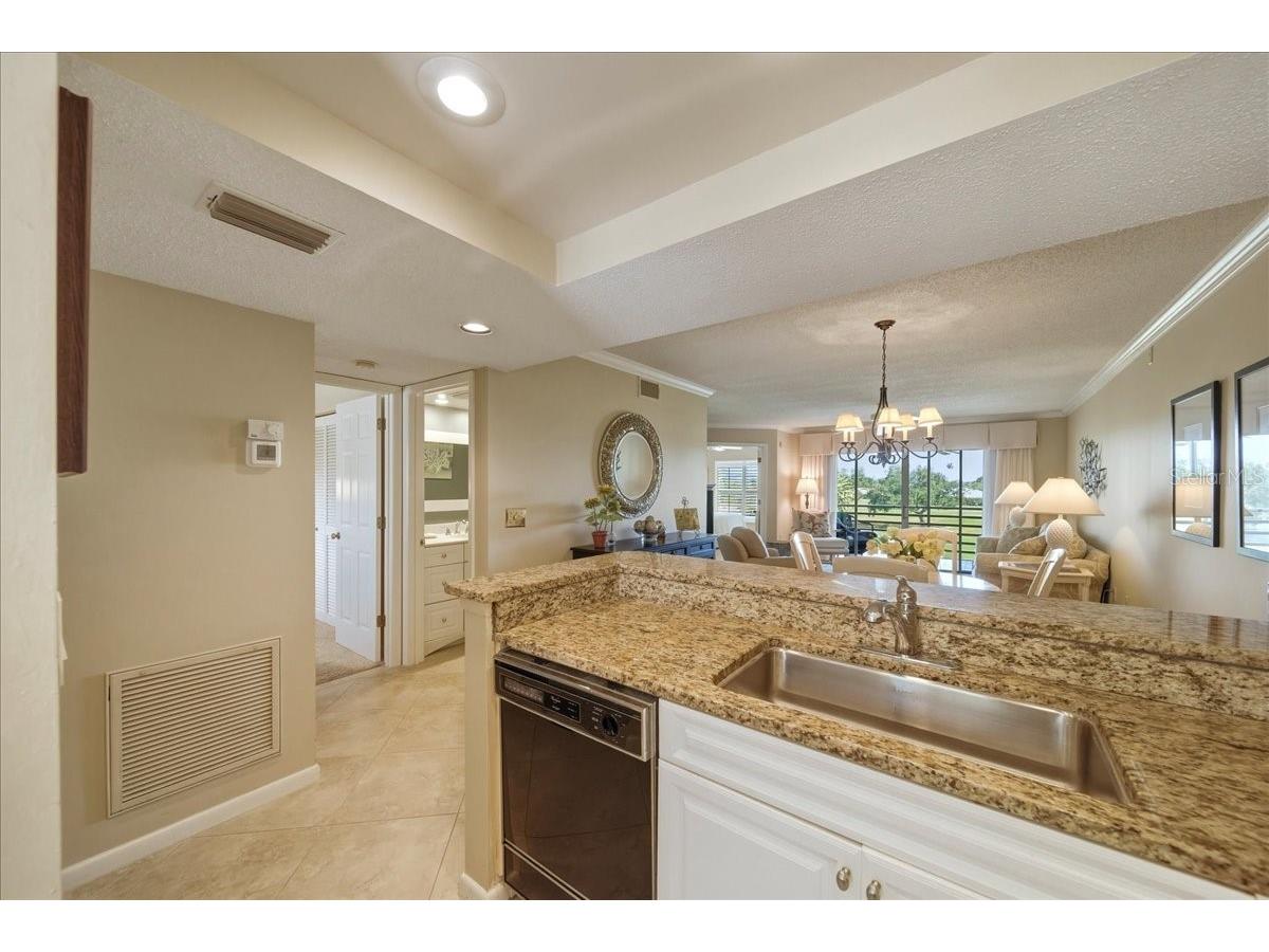 835 Wexford Boulevard #301 Venice FL 34293 A4693953 image15