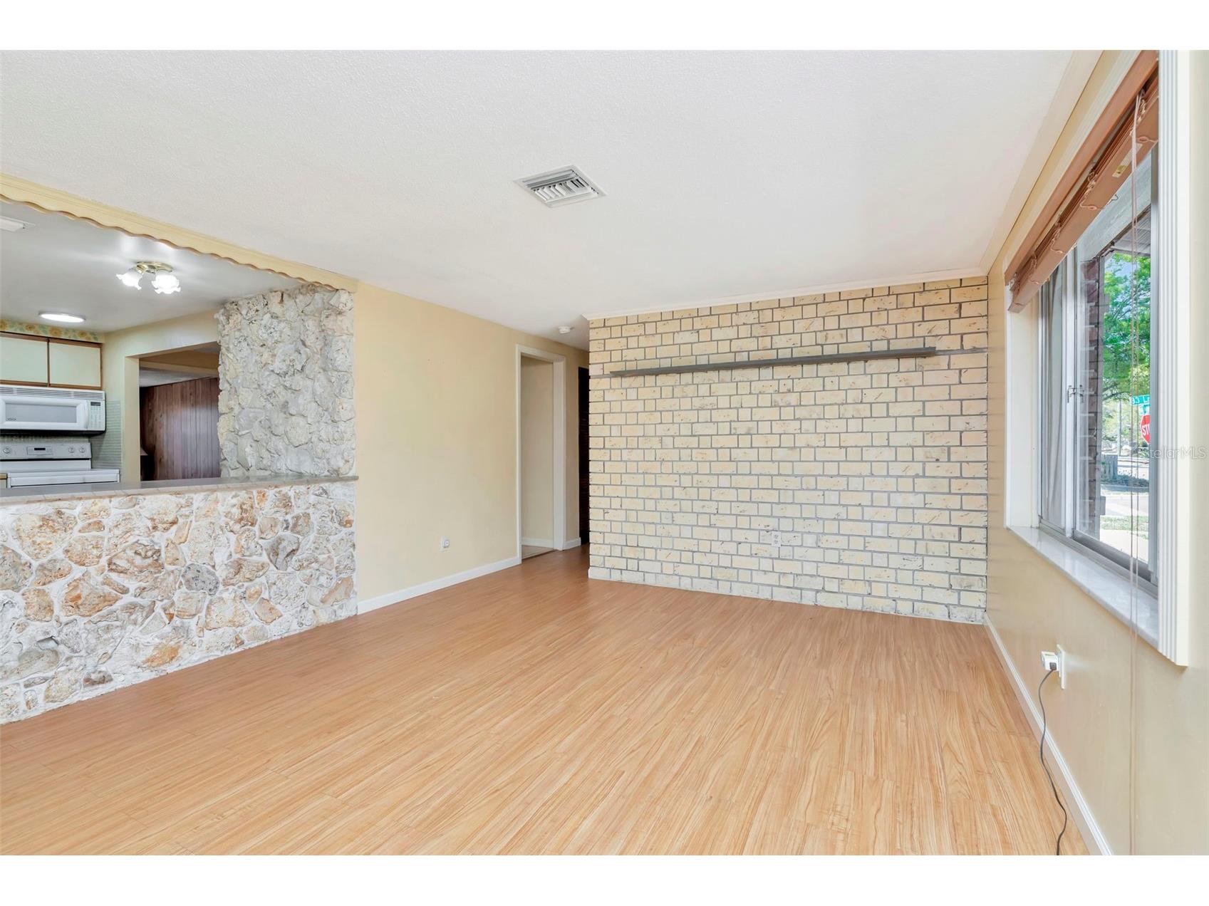 8350 94th Avenue Seminole FL 33777 TB8485669 image9