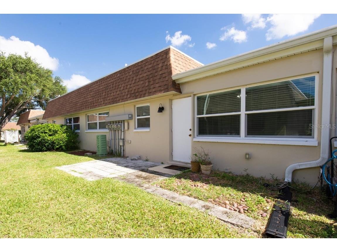 8350 Burgundy Drive N Pinellas Park FL 33781 W7879723 image24