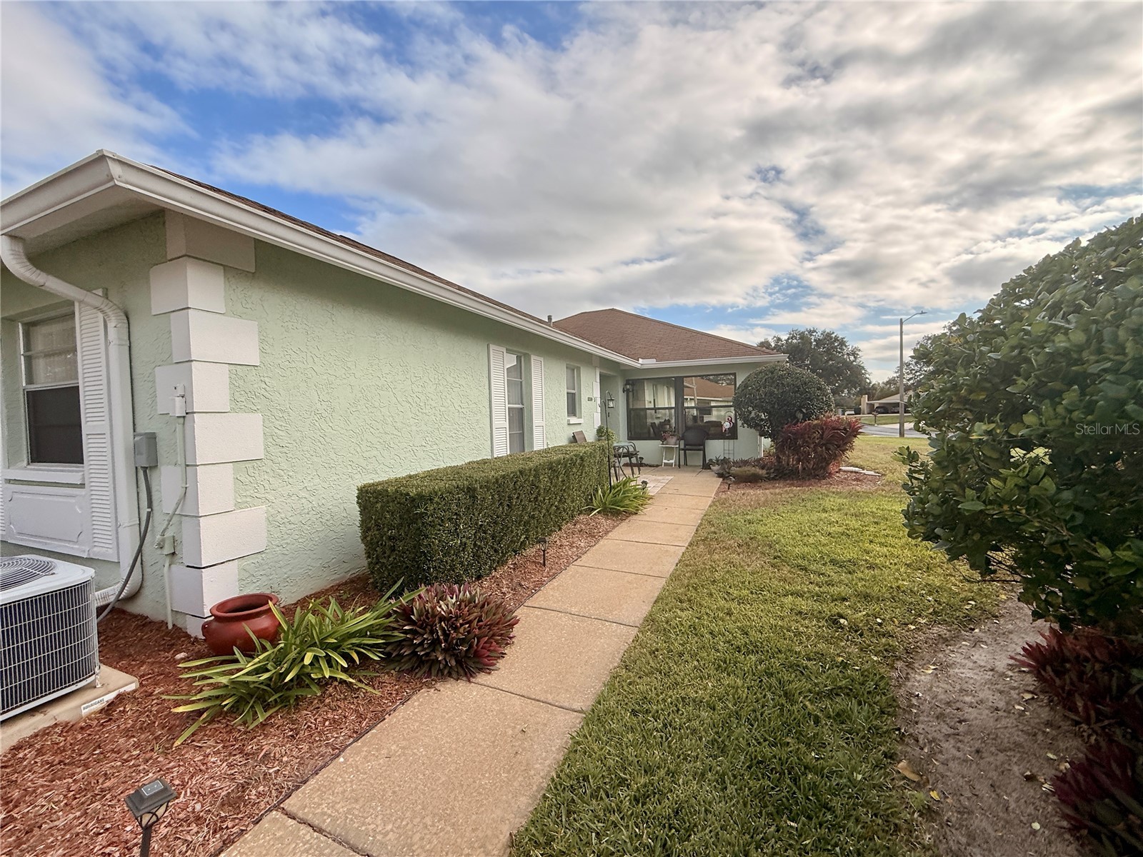 8350 High Point Circle #3 Port Richey FL 34668 W7881529 image1