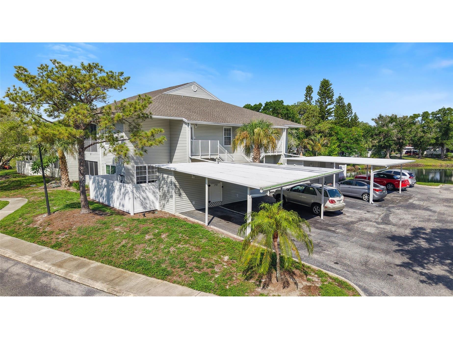 8350 Savannah Trace Circle #1703 Tampa FL 33615 TB8528850 image1
