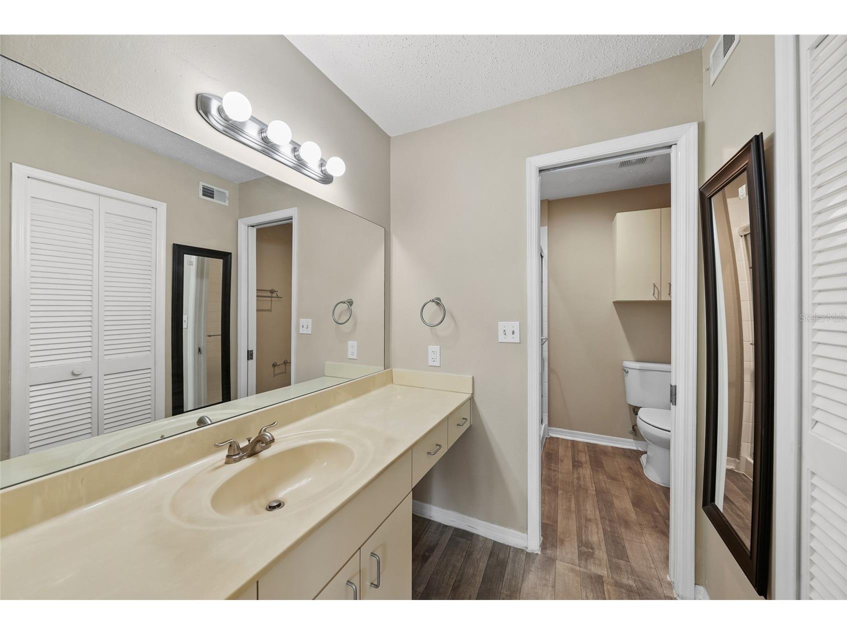 8350 Savannah Trace Circle #1703 Tampa FL 33615 TB8528850 image11