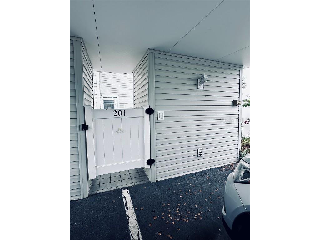 8350 Savannah Trace Circle #201 Tampa FL 33615 TB8408058 image1