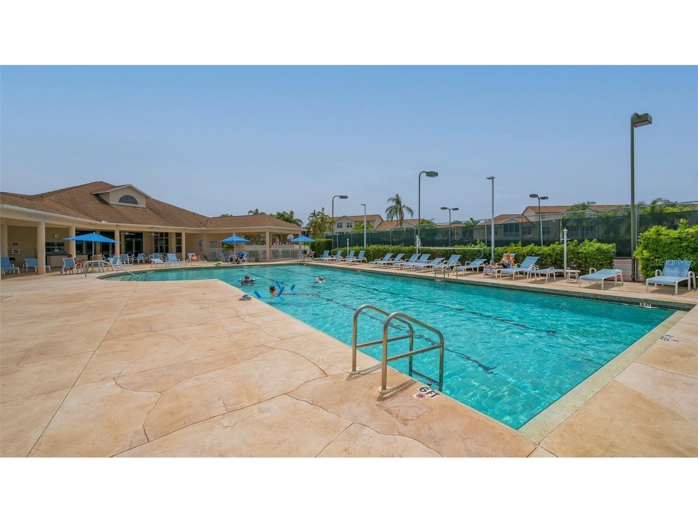 8350 Wingate Drive #913 Sarasota FL 34238 A4569199 image63