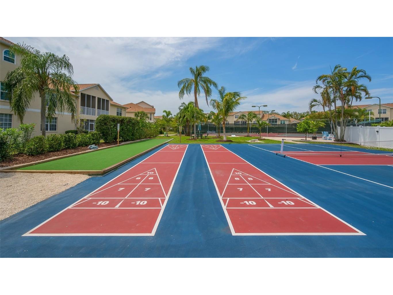 8350 Wingate Drive #913 Sarasota FL 34238 A4569199 image70