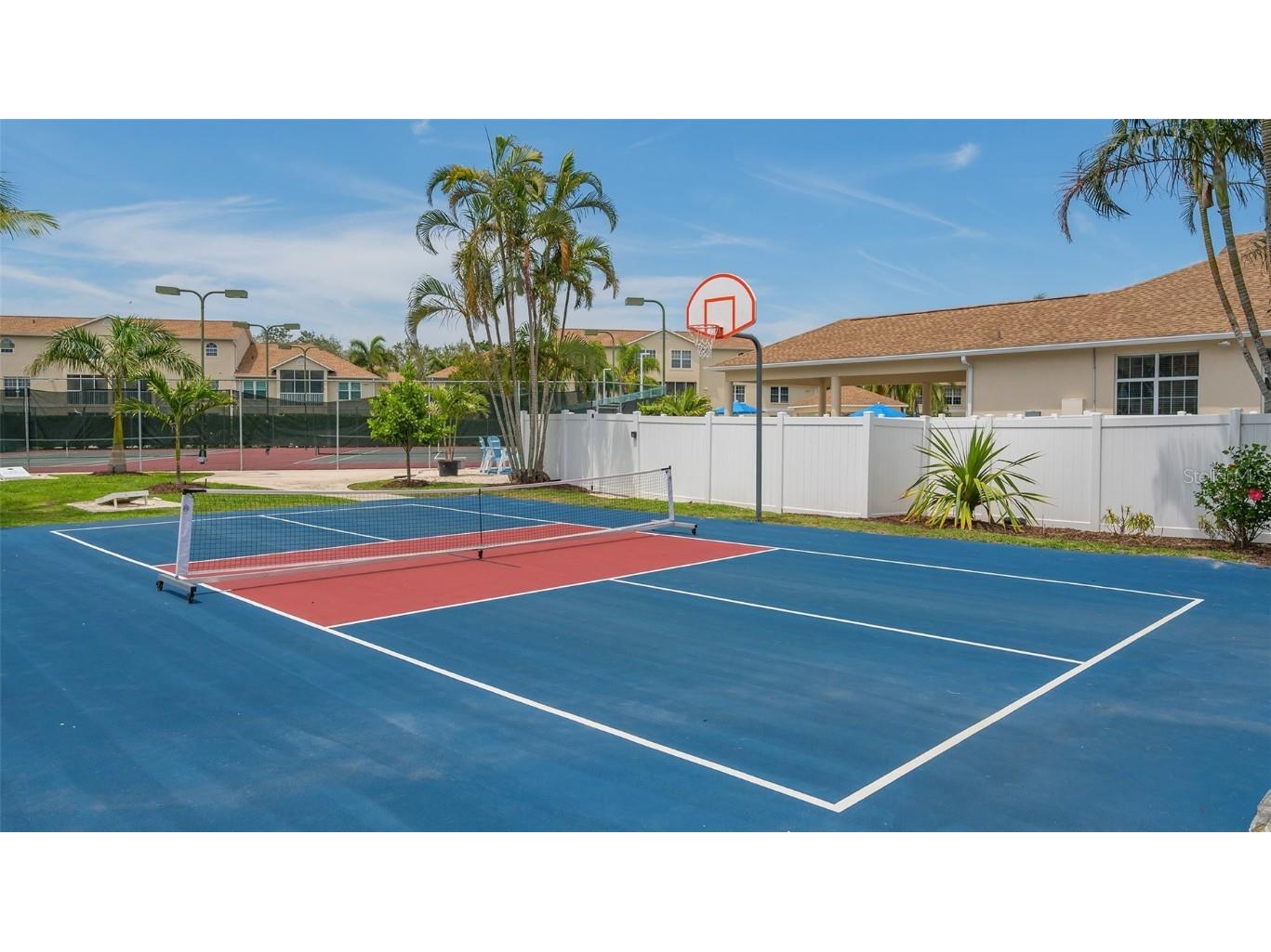 8350 Wingate Drive #913 Sarasota FL 34238 A4569199 image71