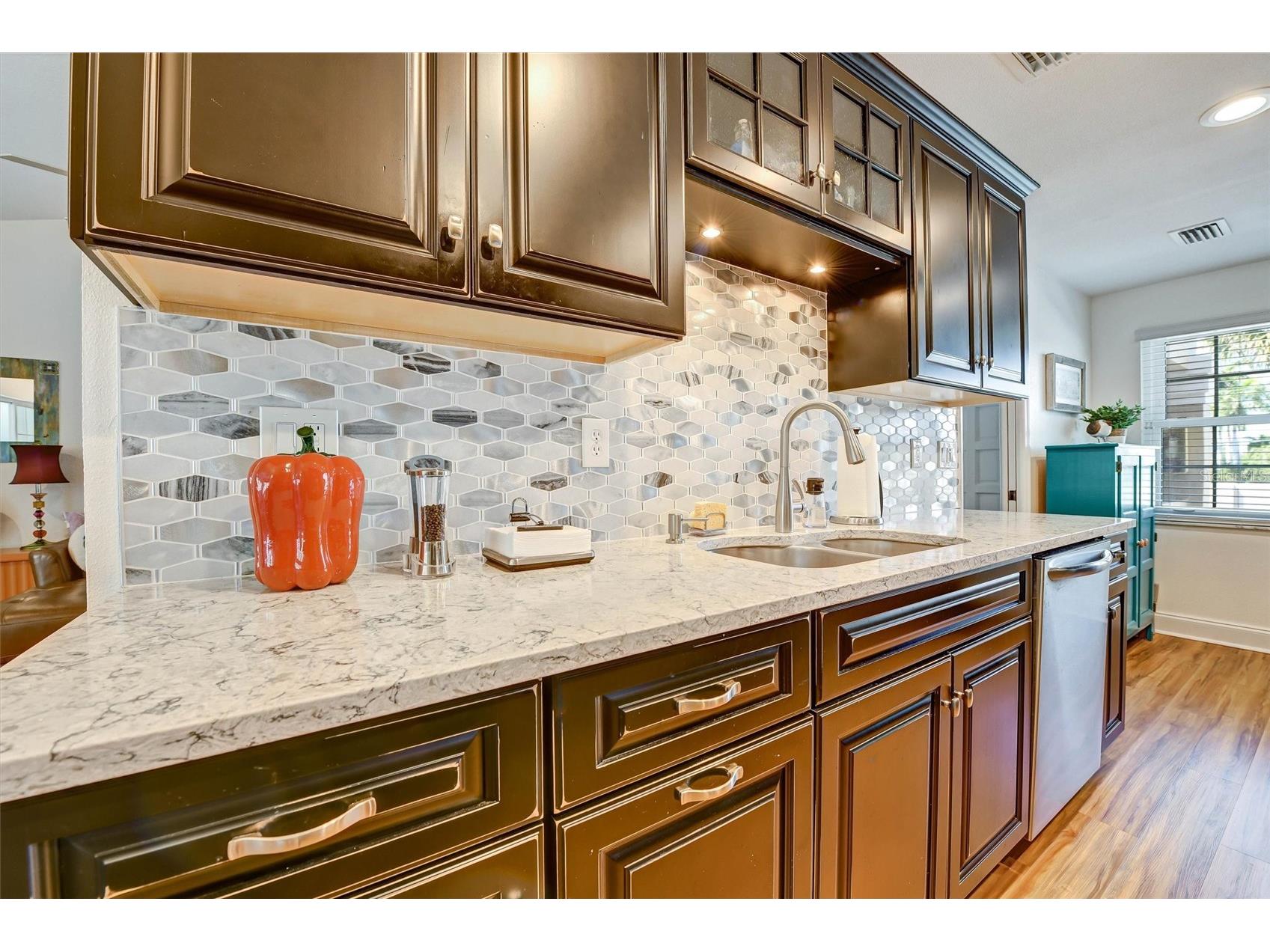 8352 Meadowbrook Drive #10 Seminole FL 33777 TB8500686 image10