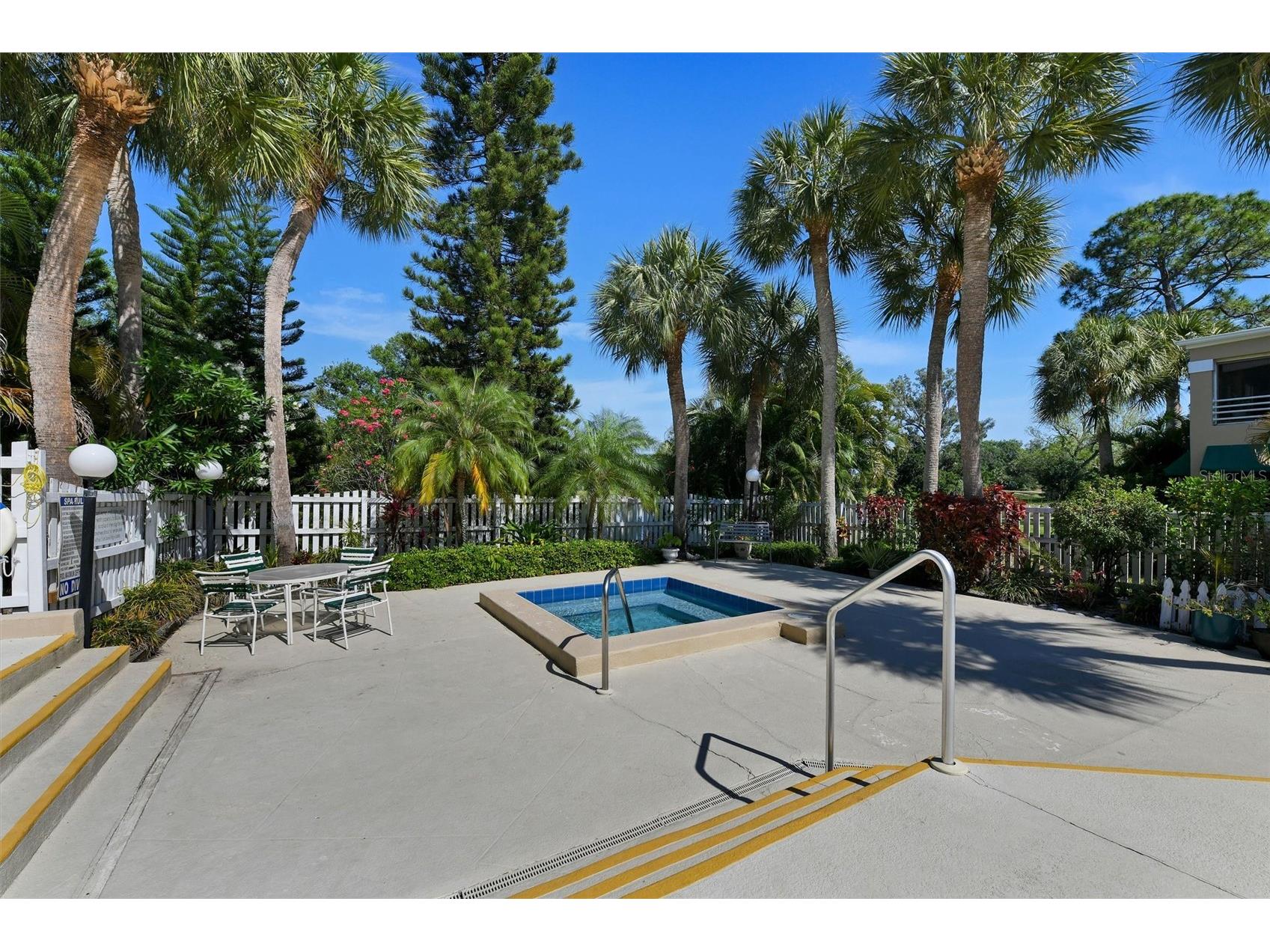 8352 Meadowbrook Drive #10 Seminole FL 33777 TB8500686 image39