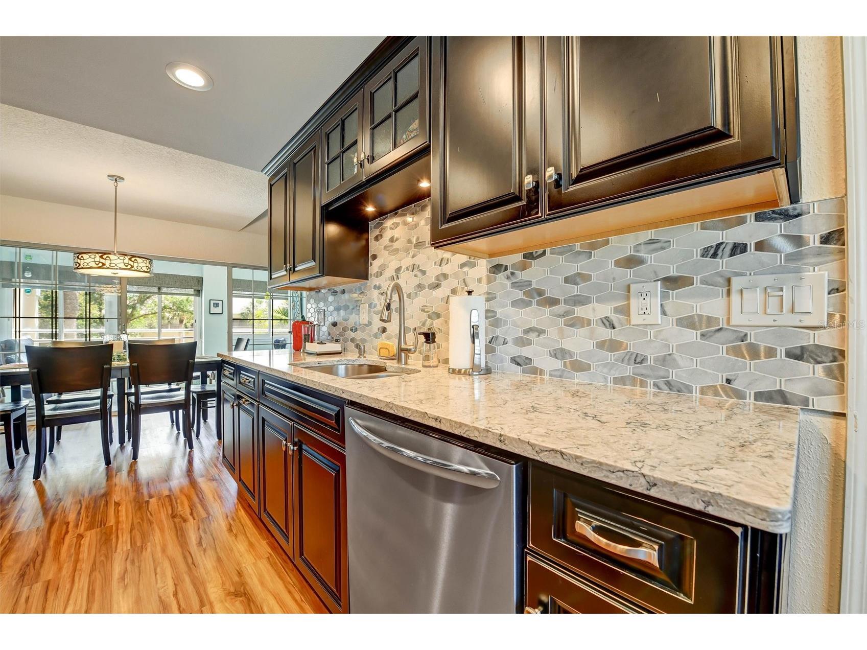 8352 Meadowbrook Drive #10 Seminole FL 33777 TB8500686 image8