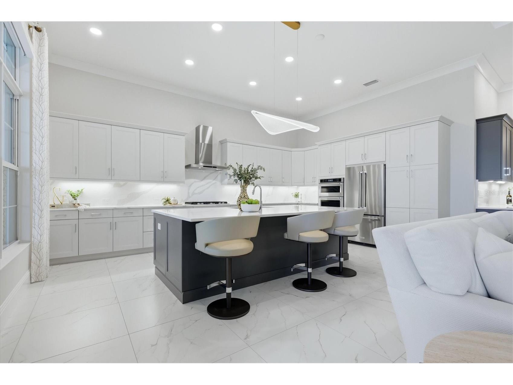 8352 Sea Glass Court Sarasota FL 34240 A4686161 image23