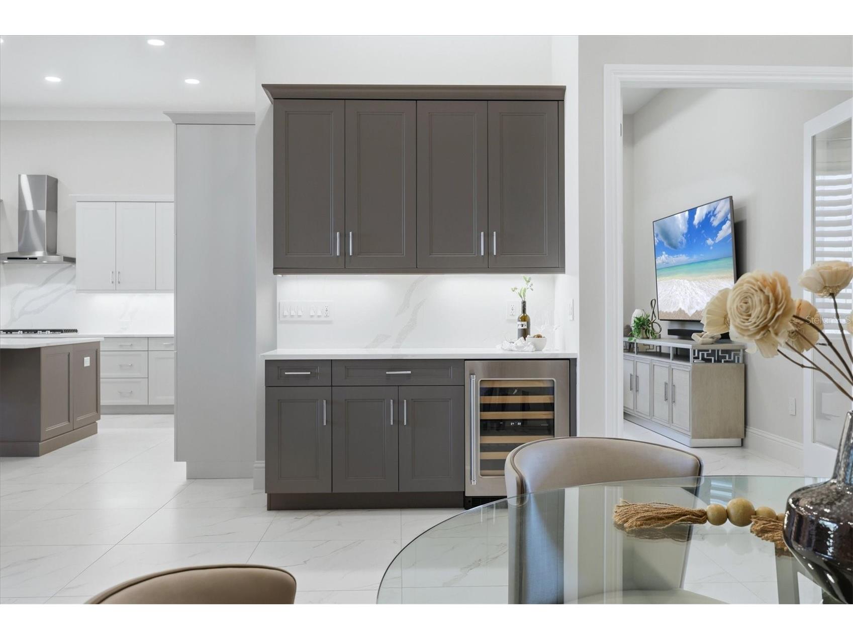 8352 Sea Glass Court Sarasota FL 34240 A4686161 image26