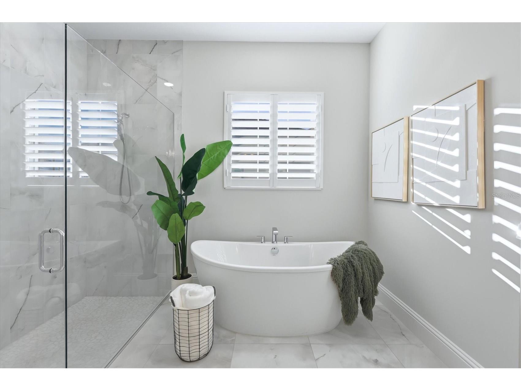8352 Sea Glass Court Sarasota FL 34240 A4686161 image35