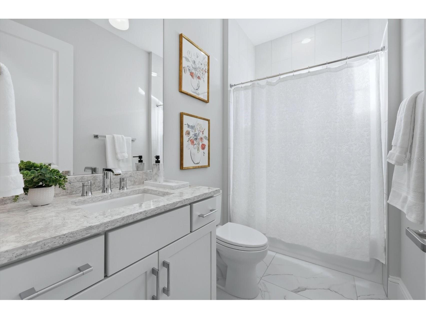8352 Sea Glass Court Sarasota FL 34240 A4686161 image39