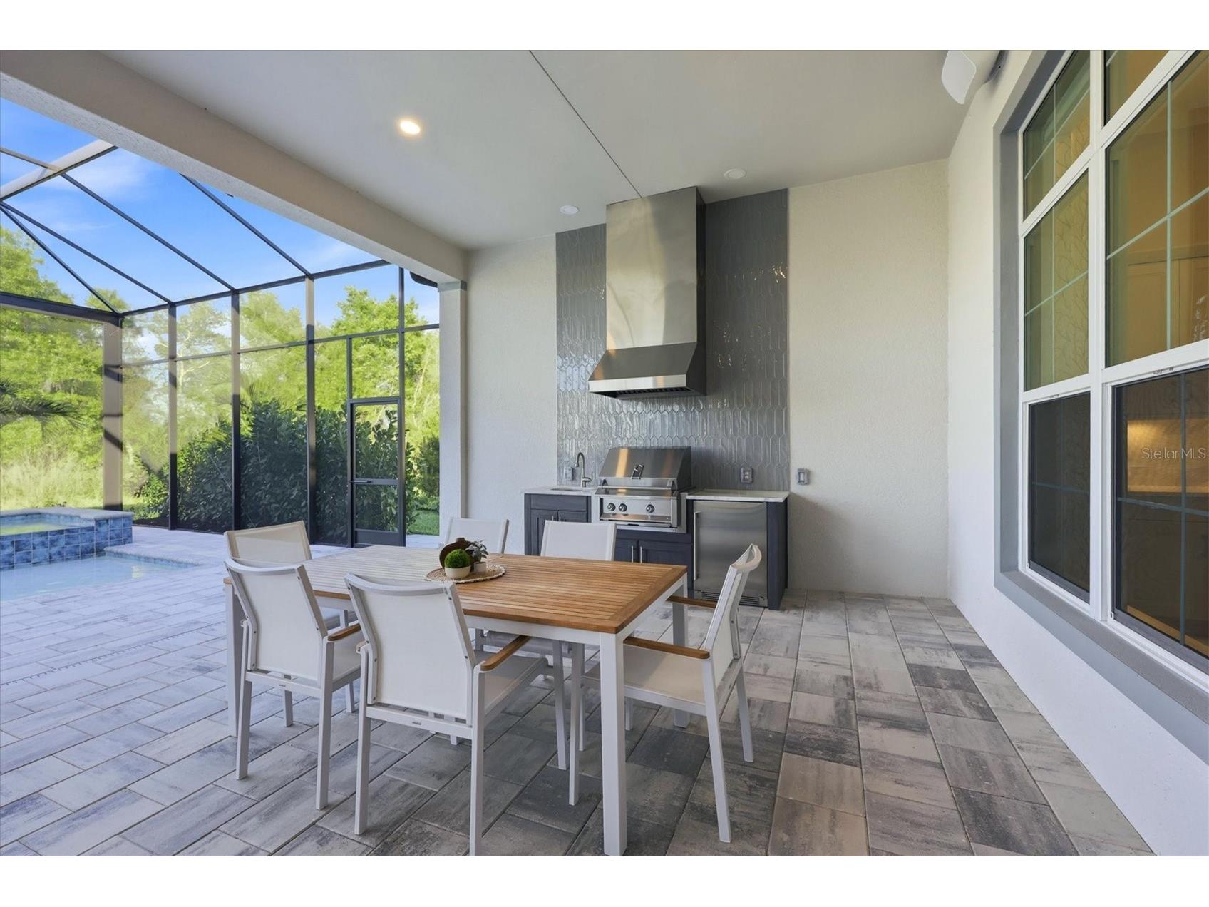 8352 Sea Glass Court Sarasota FL 34240 A4686161 image46