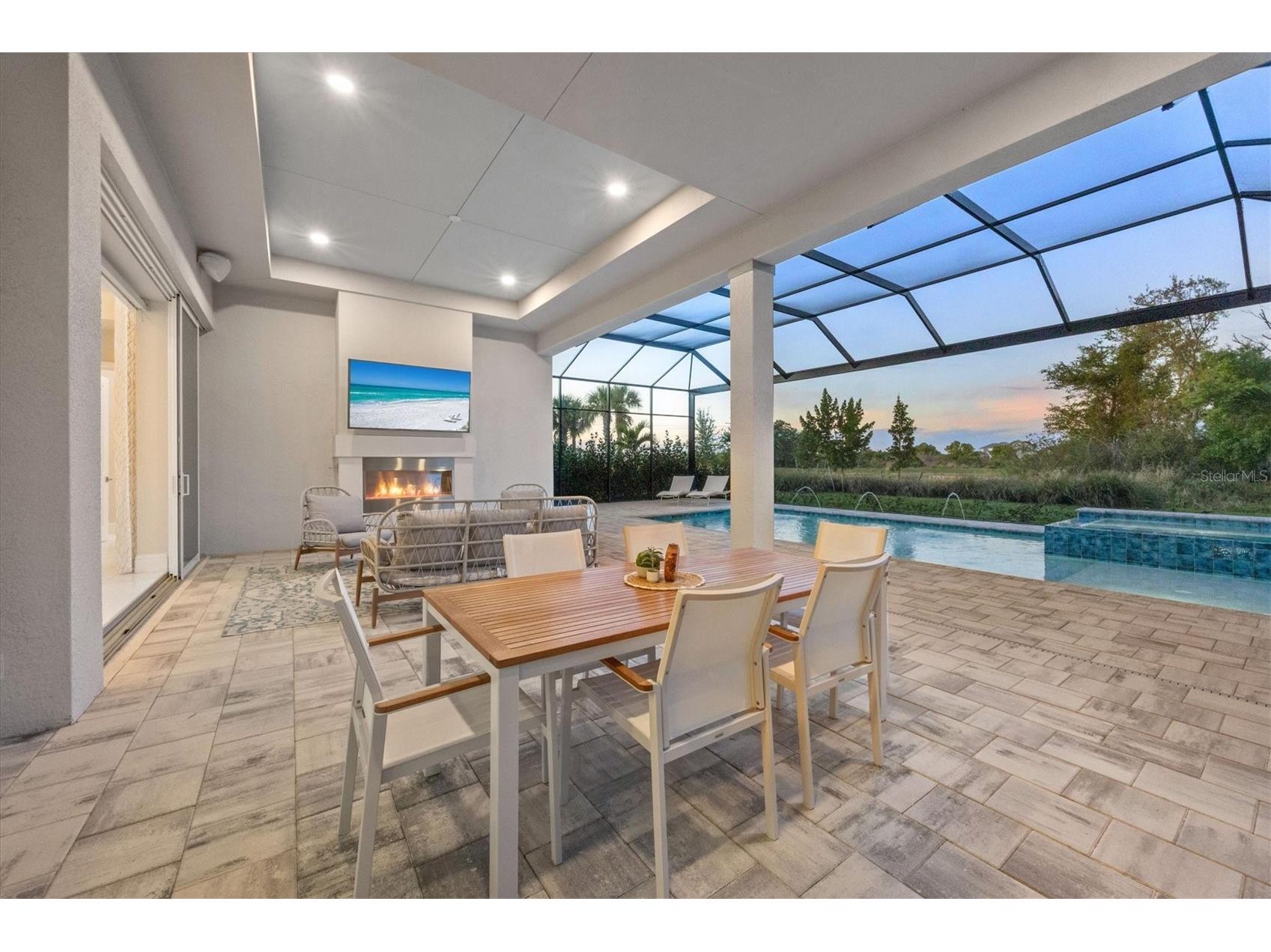 8352 Sea Glass Court Sarasota FL 34240 A4686161 image7