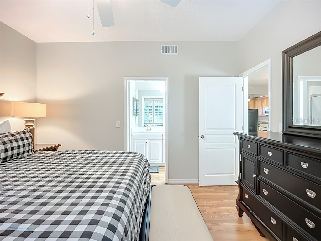 8355 Glenrose Way #112 Sarasota FL 34238 A4670903 image21