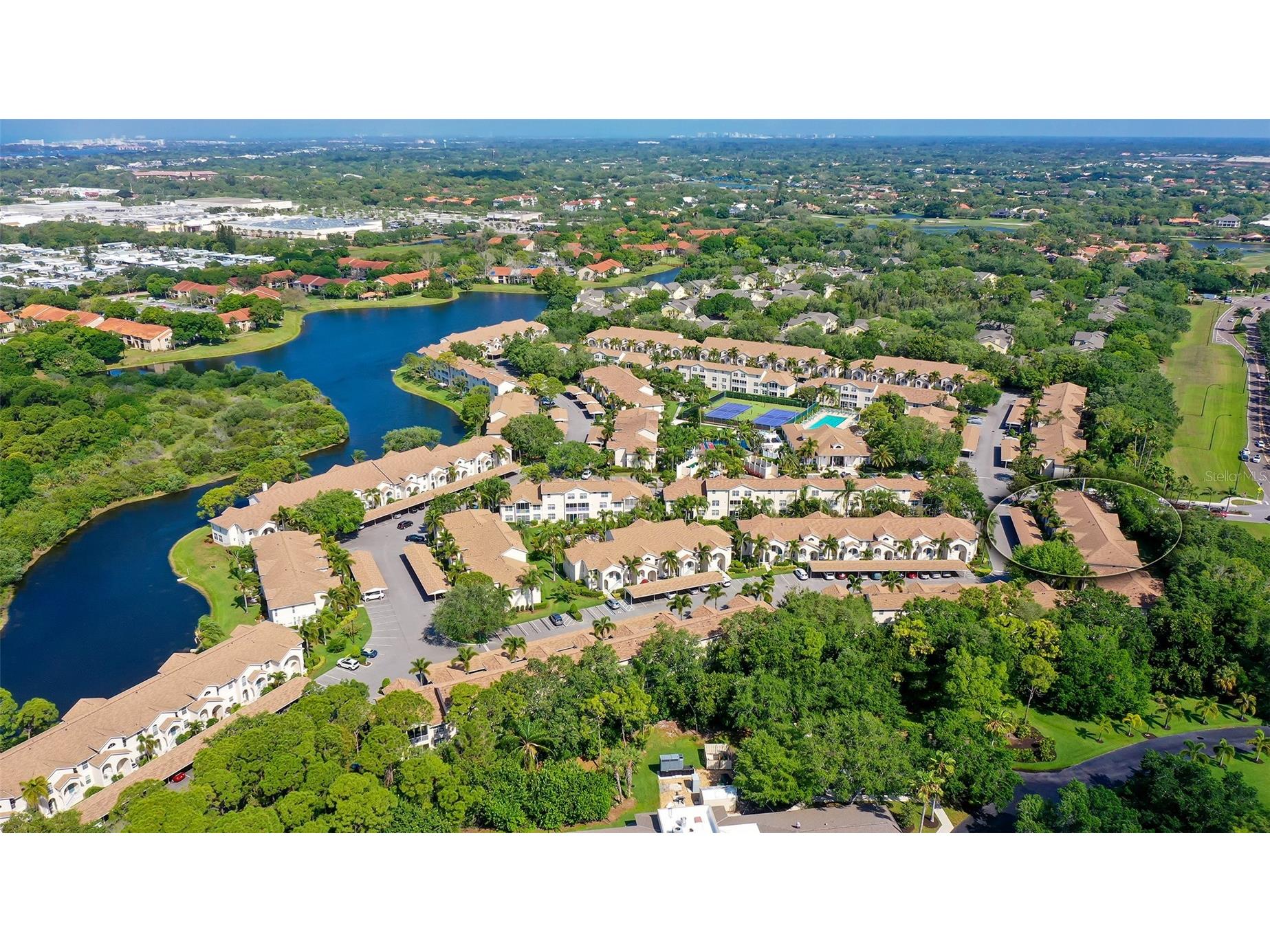 8355 Glenrose Way #113 Sarasota FL 34238 A4693275 image1