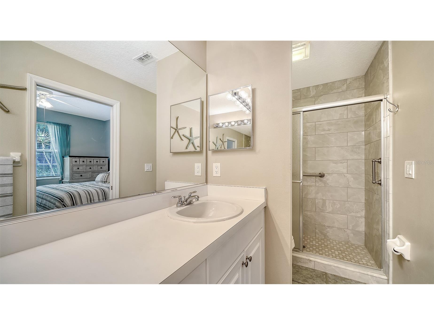 8355 Glenrose Way #113 Sarasota FL 34238 A4693275 image27