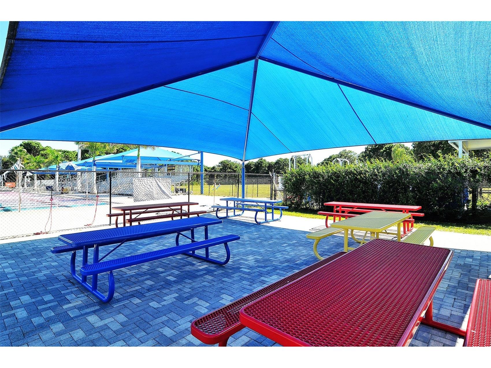 8355 Glenrose Way #113 Sarasota FL 34238 A4693275 image70