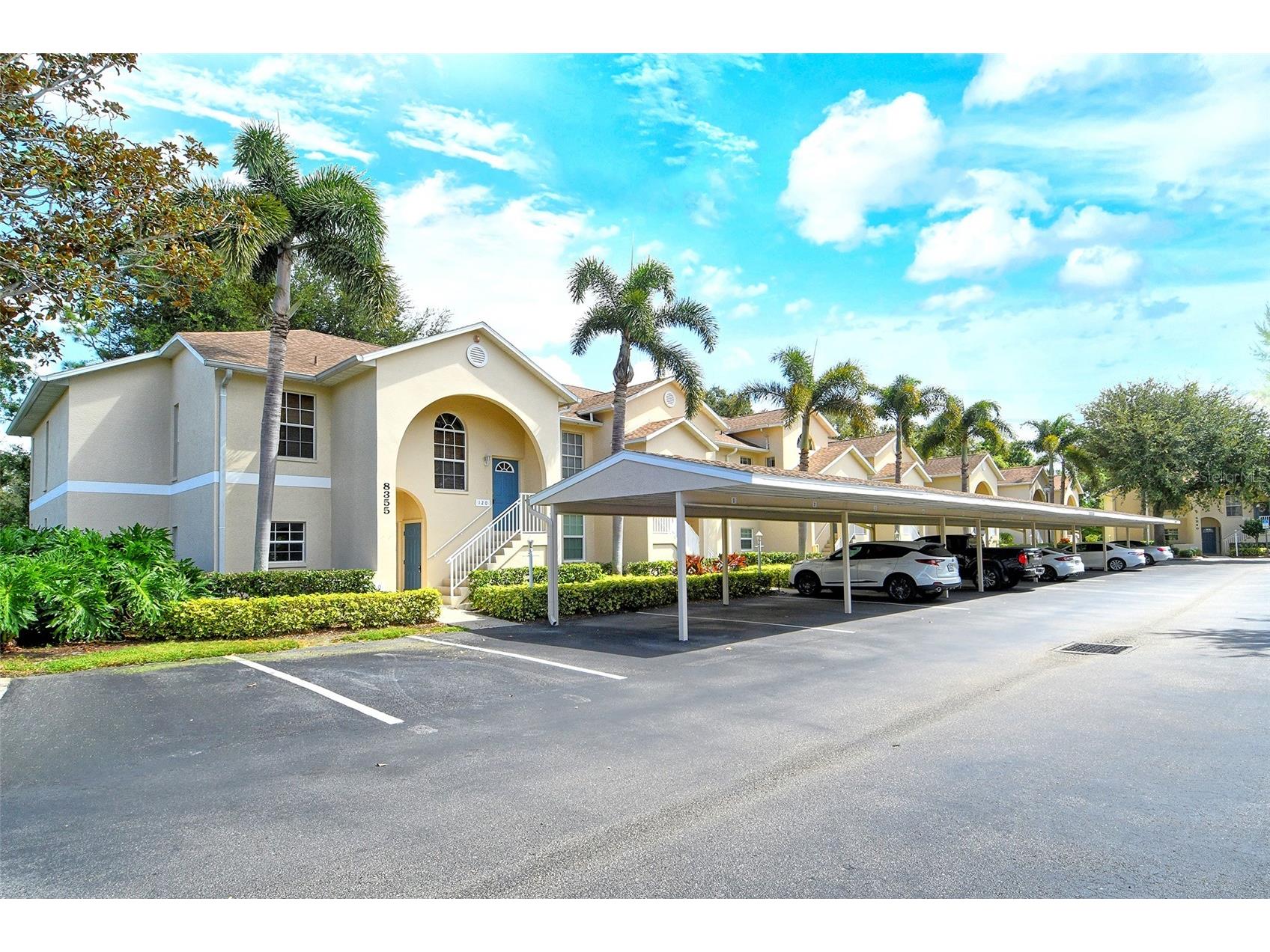 8355 Glenrose Way #114 Sarasota FL 34238 A4667664 image1