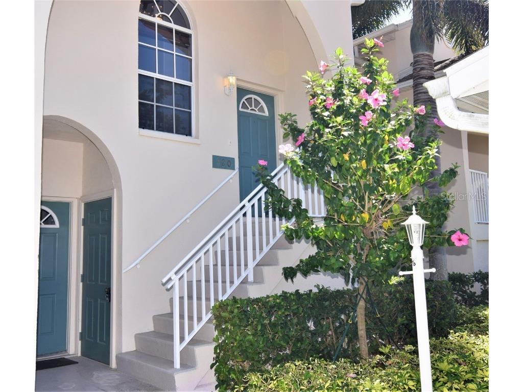 8355 Glenrose Way #120 Sarasota FL 34238 A4578700 image1