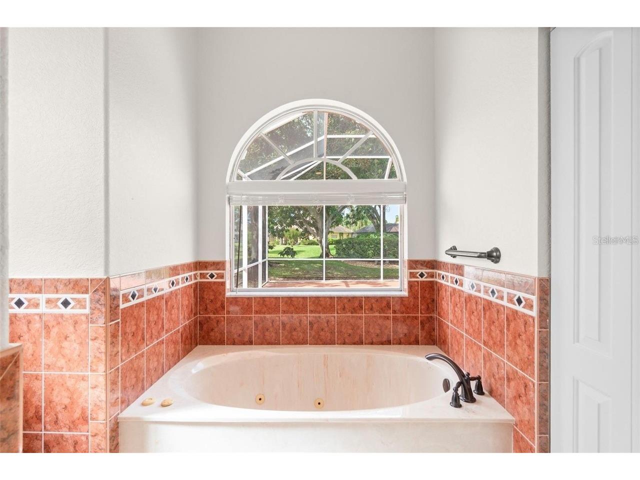 8356 Mareva Lane Sarasota FL 34241 A4696125 image13