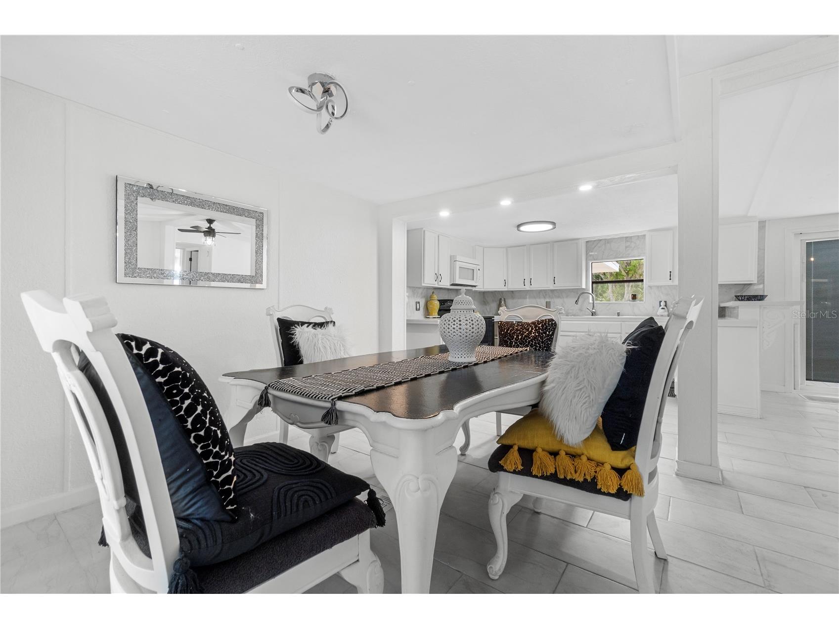 8356 W Tawny Rose Lane Crystal River FL 34429 OM723245 image8