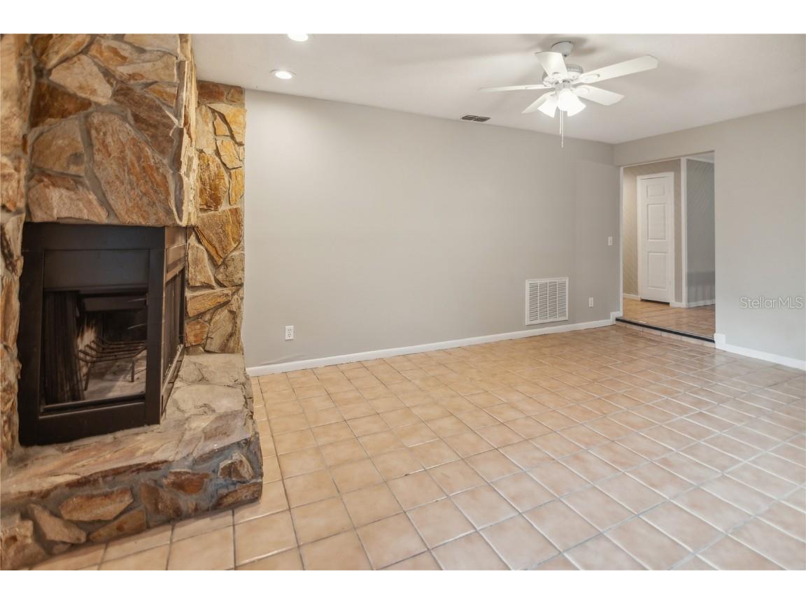 8357 125th Place Largo FL 33773 O6222319 image6