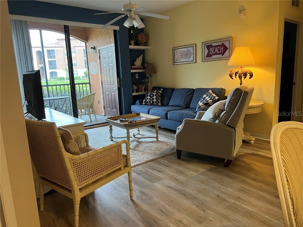 8357 38th Street Circle E #104 Sarasota FL 34243 A4164354 image3