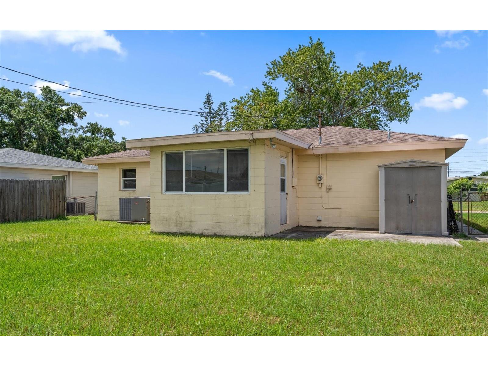 8357 75th Avenue Seminole FL 33777 TB8528320 image35