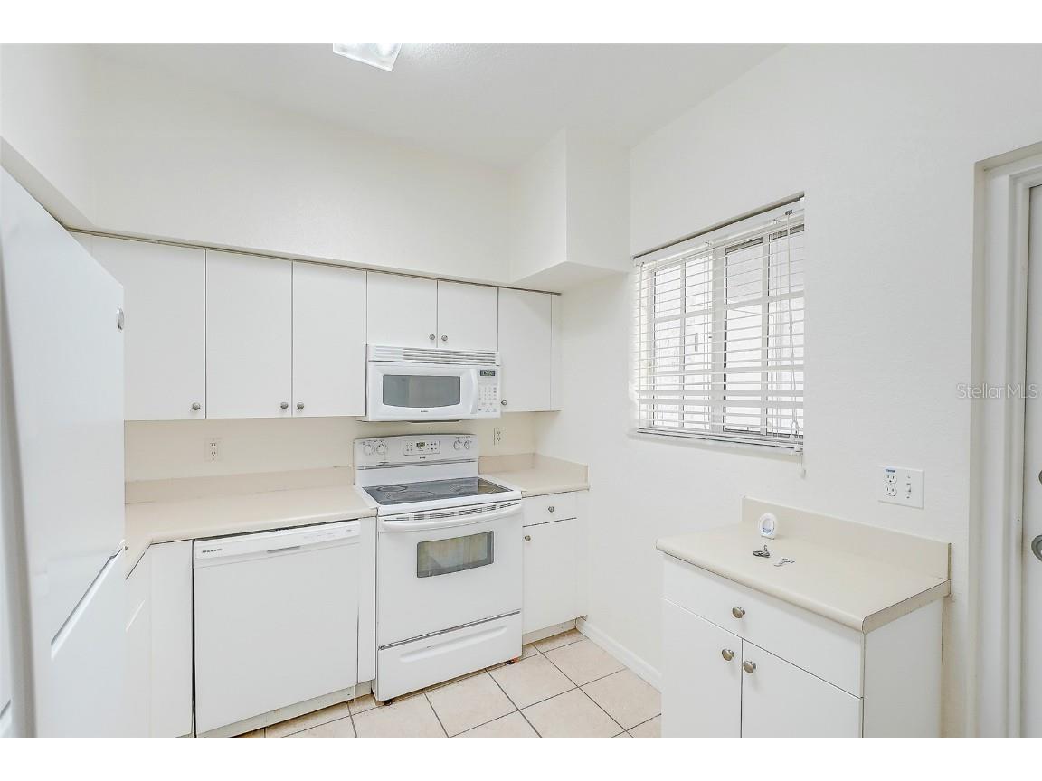 8358 Bernwood Cove Loop #708 Fort Myers FL 33966 TB8437154 image28