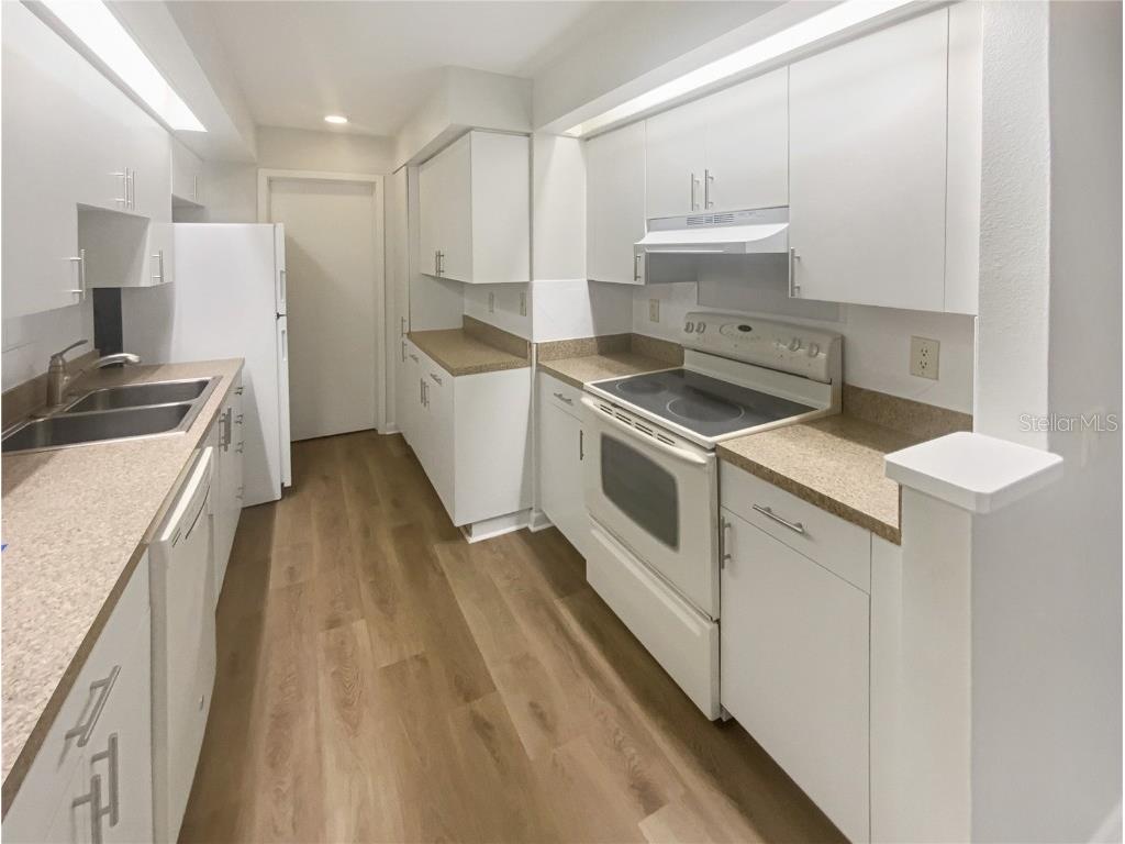 836 Amelia Court NE Saint Petersburg FL 33702 O6360775 image10