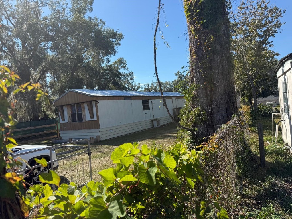 836 Cr 481w Lake Panasoffkee FL 33538 S5138545 image3