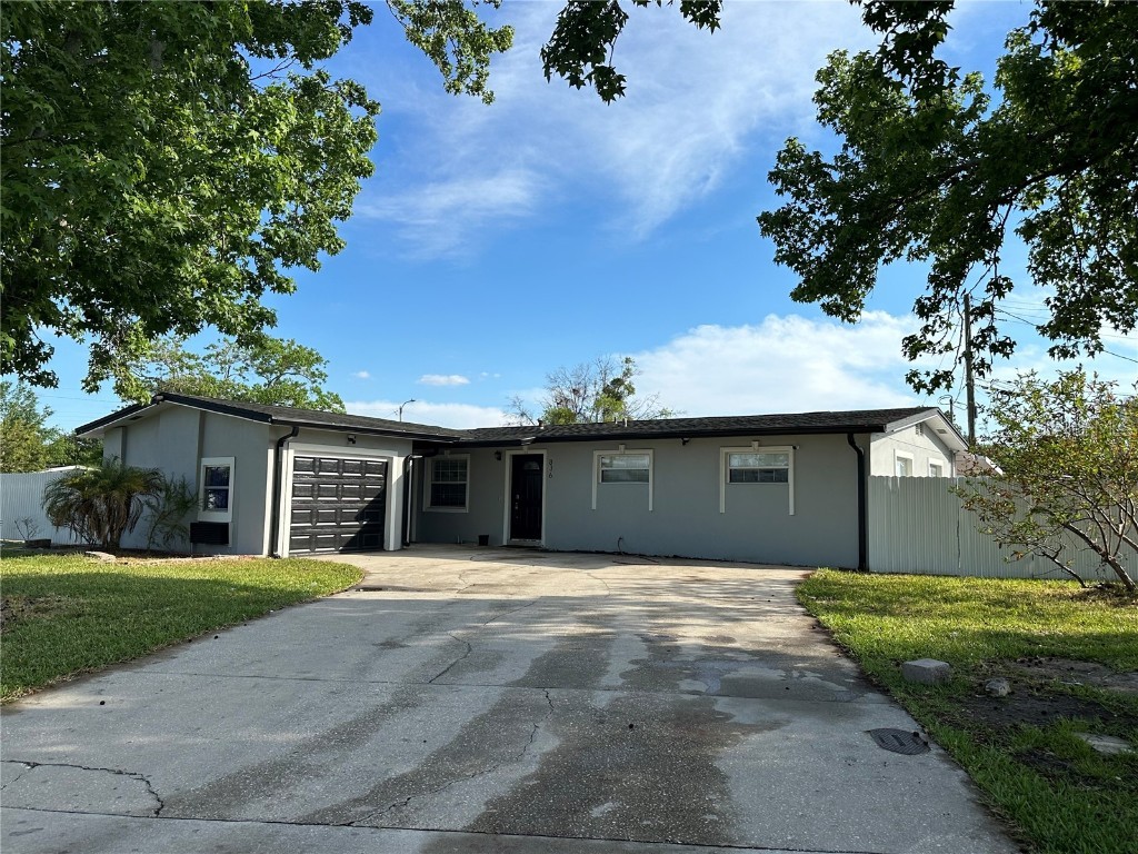 836 Iron Oak Drive Orlando FL 32809 S5102231 image1