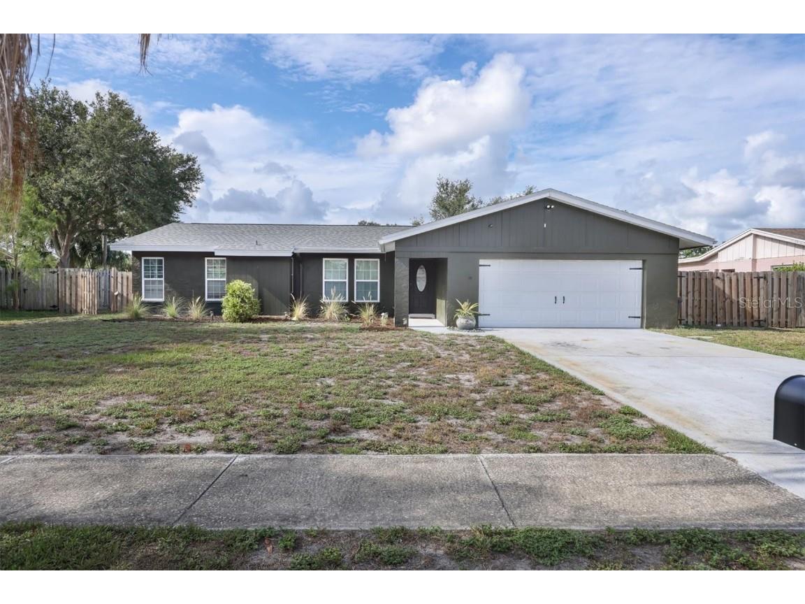 836 Ponderosa Pine Lane Sarasota FL 34243 A4577798 image1