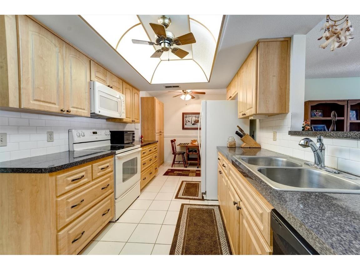 8360 High Point Circle #3 Port Richey FL 34668 W7881922 image11