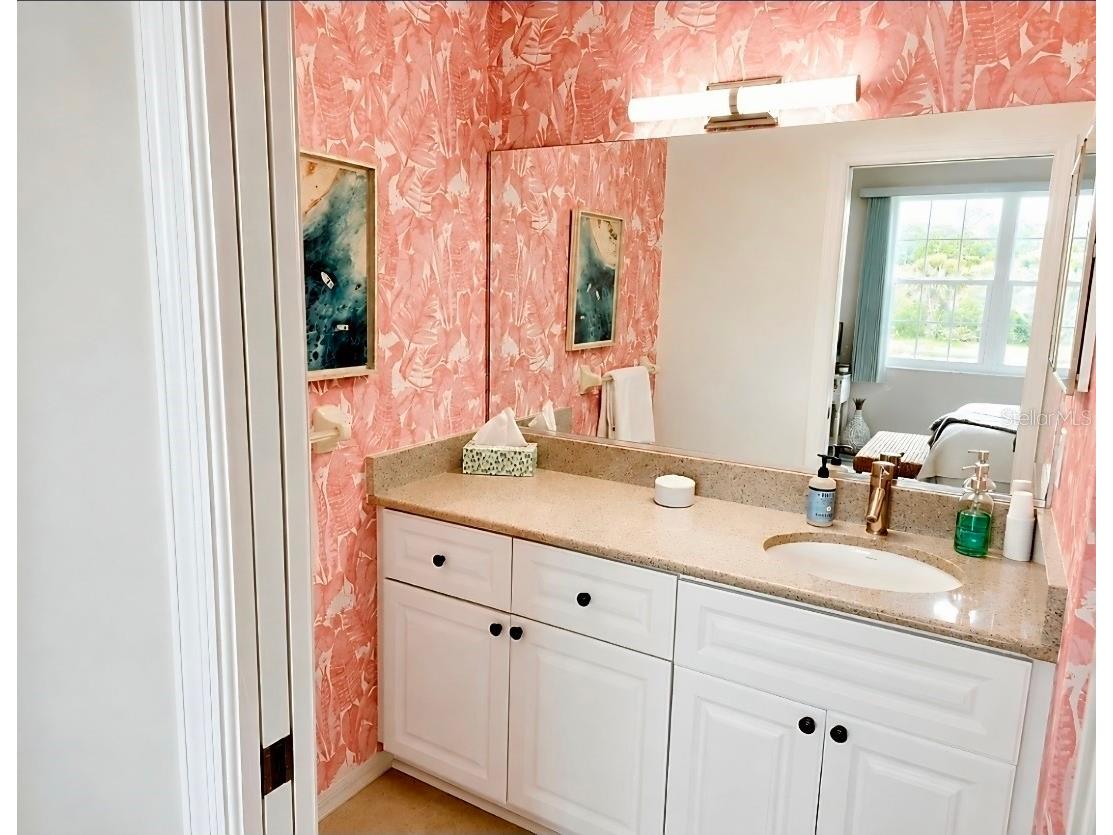 8360 Wingate Drive #811 Sarasota FL 34238 A4694722 image13