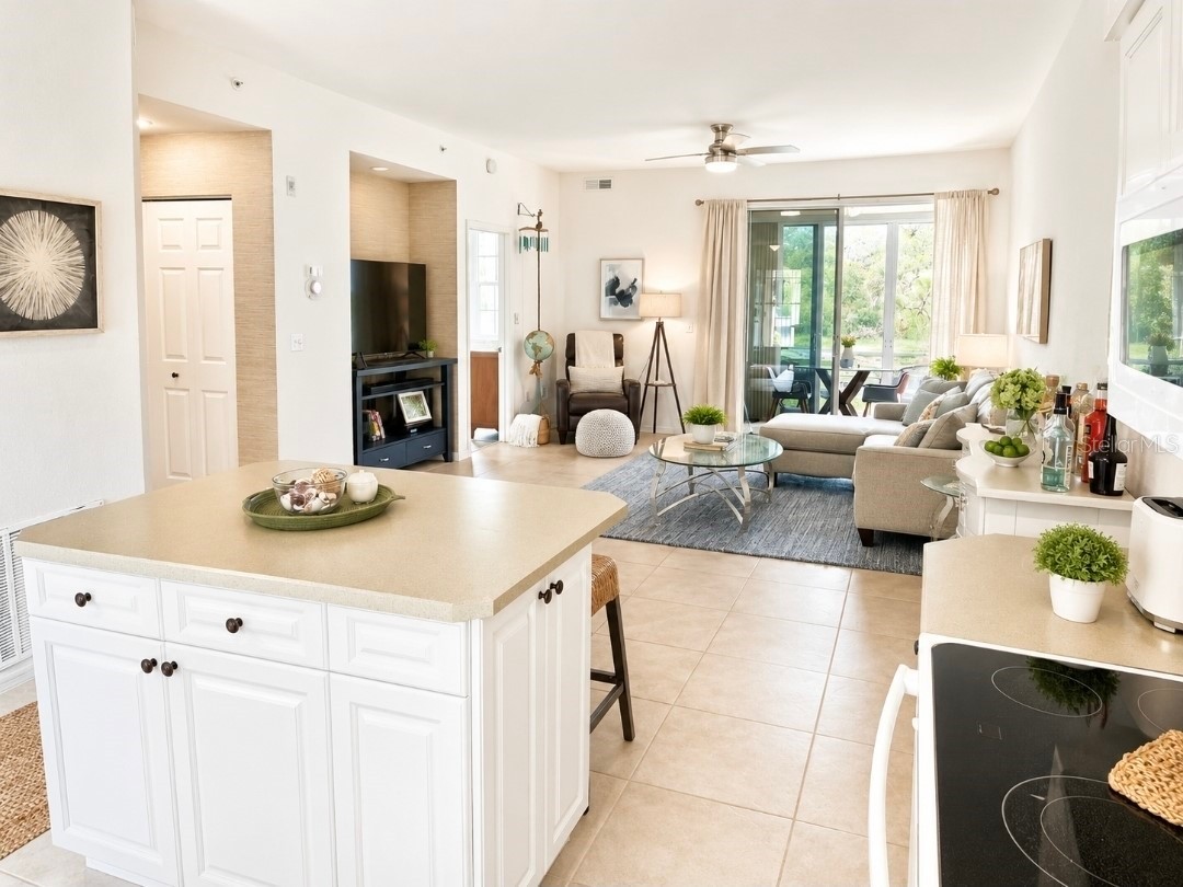 8360 Wingate Drive #811 Sarasota FL 34238 A4694722 image2