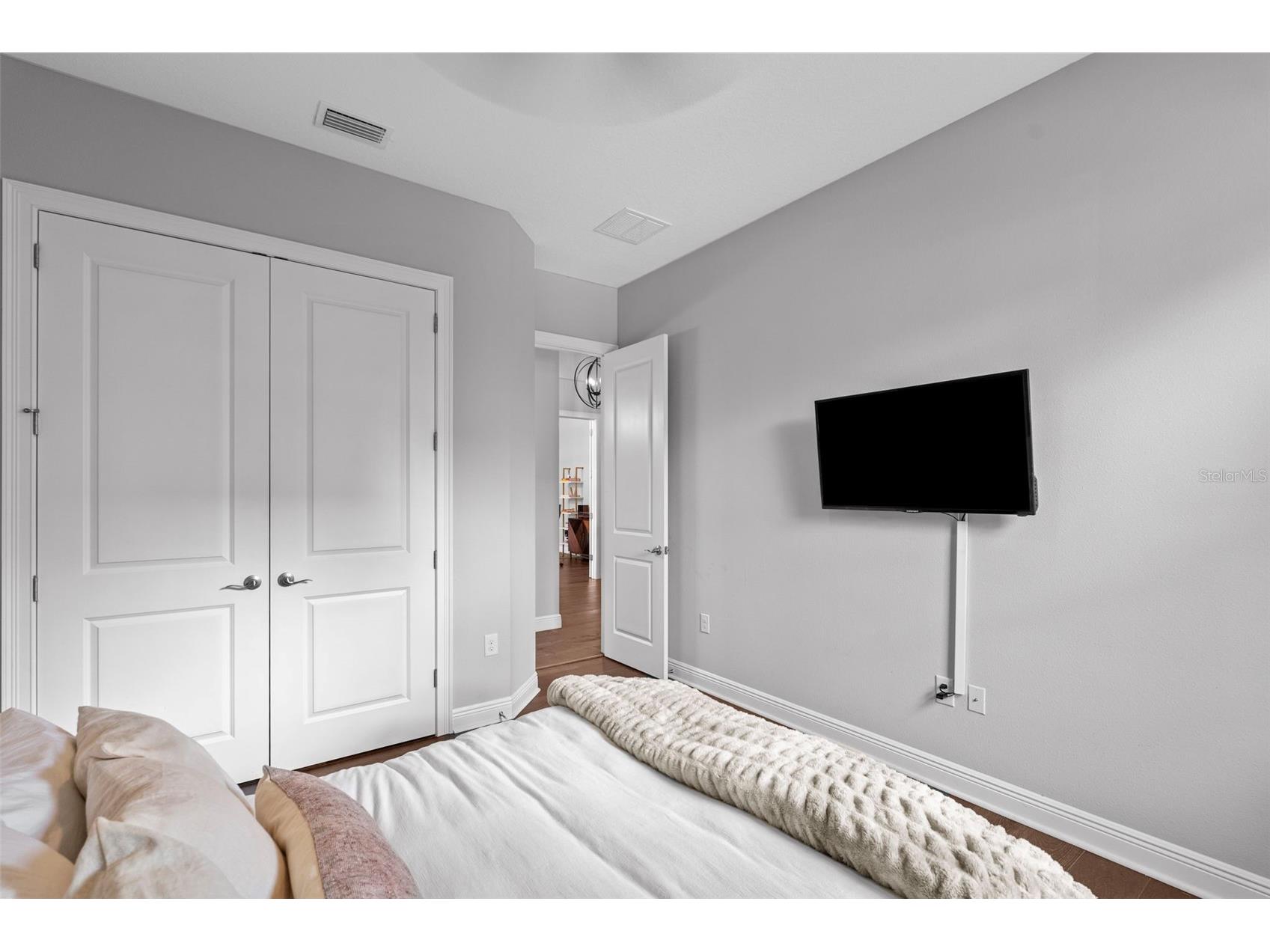 8362 Dunham Station Drive Tampa FL 33647 TB8504764 image37