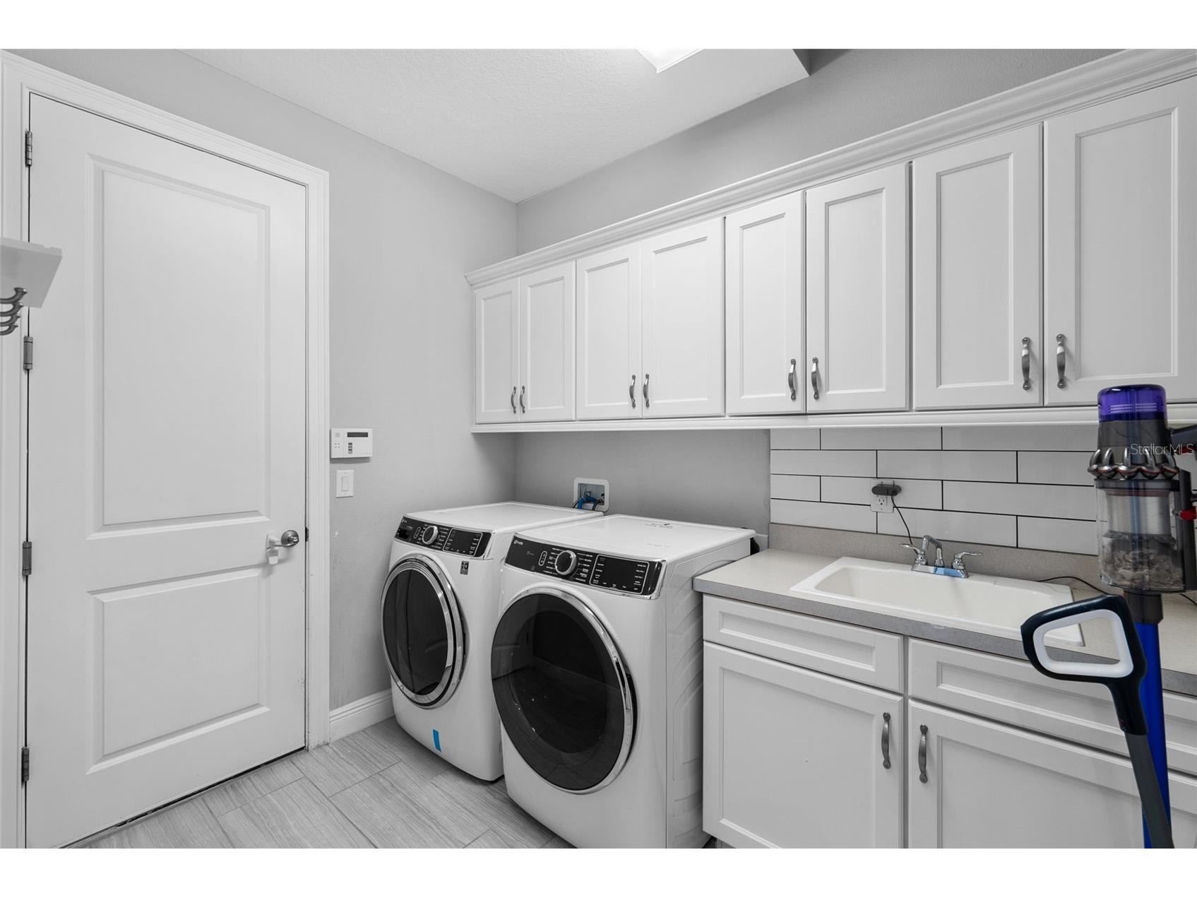 8362 Dunham Station Drive Tampa FL 33647 TB8504764 image43