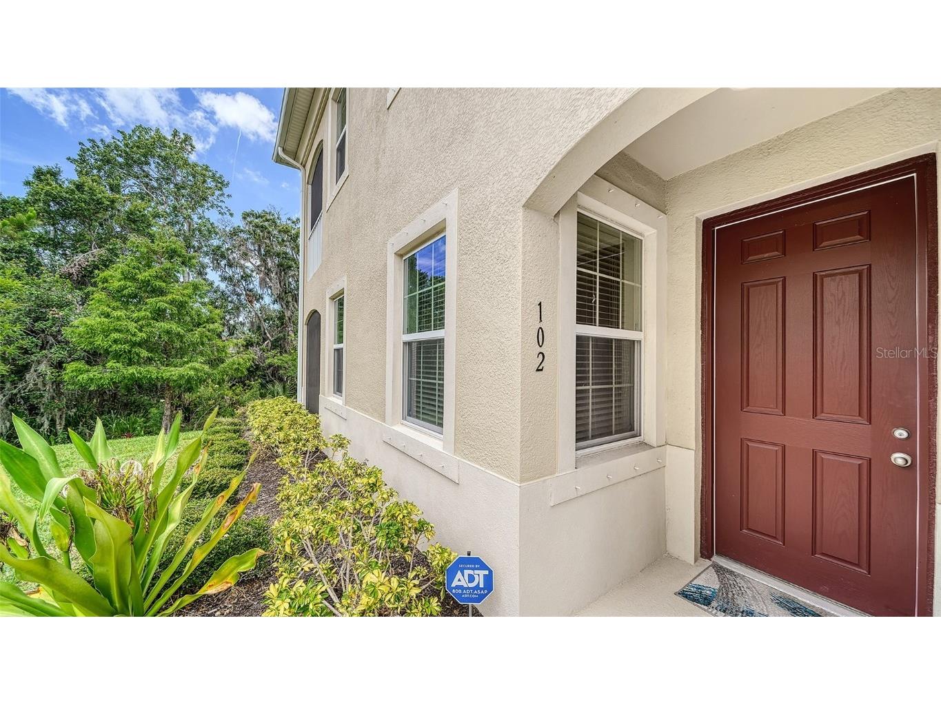 8362 Enclave Way #102 Sarasota FL 34243 A4571792 image1