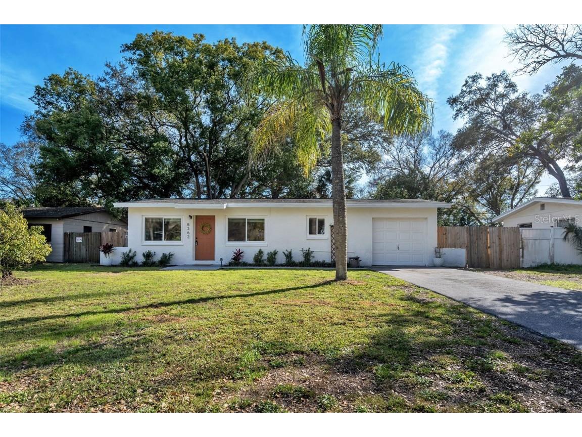8362 Flame Vine Avenue Seminole FL 33777 U8254207 image1