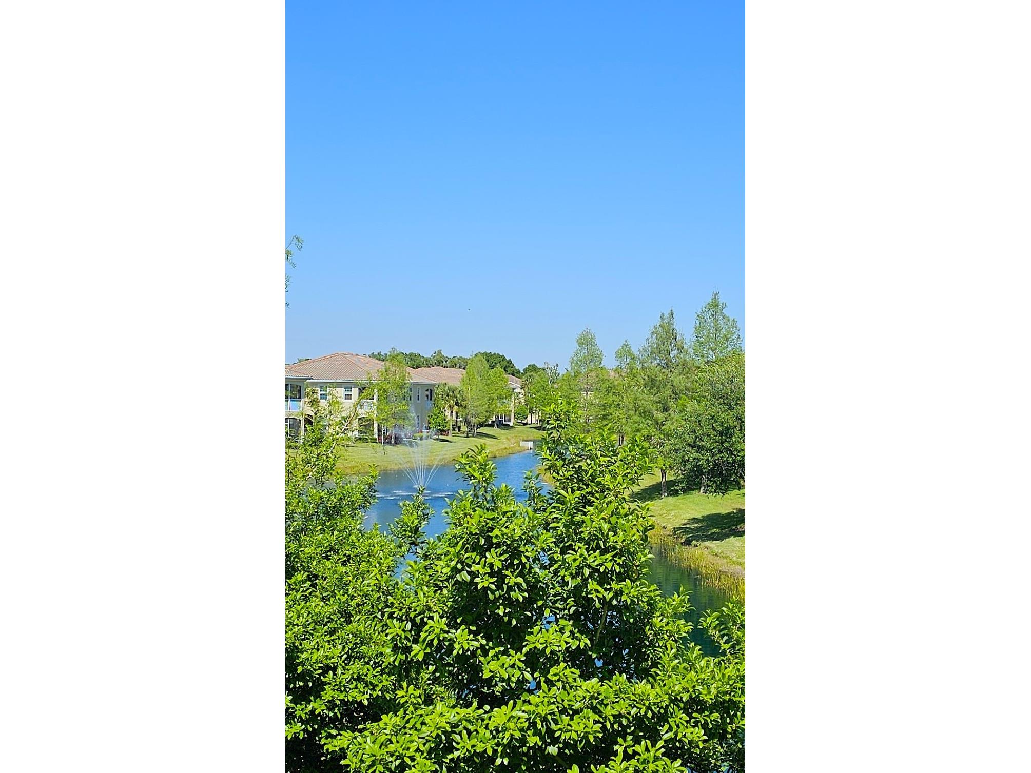 8363 Enclave Way #101 Sarasota FL 34243 A4686164 image1