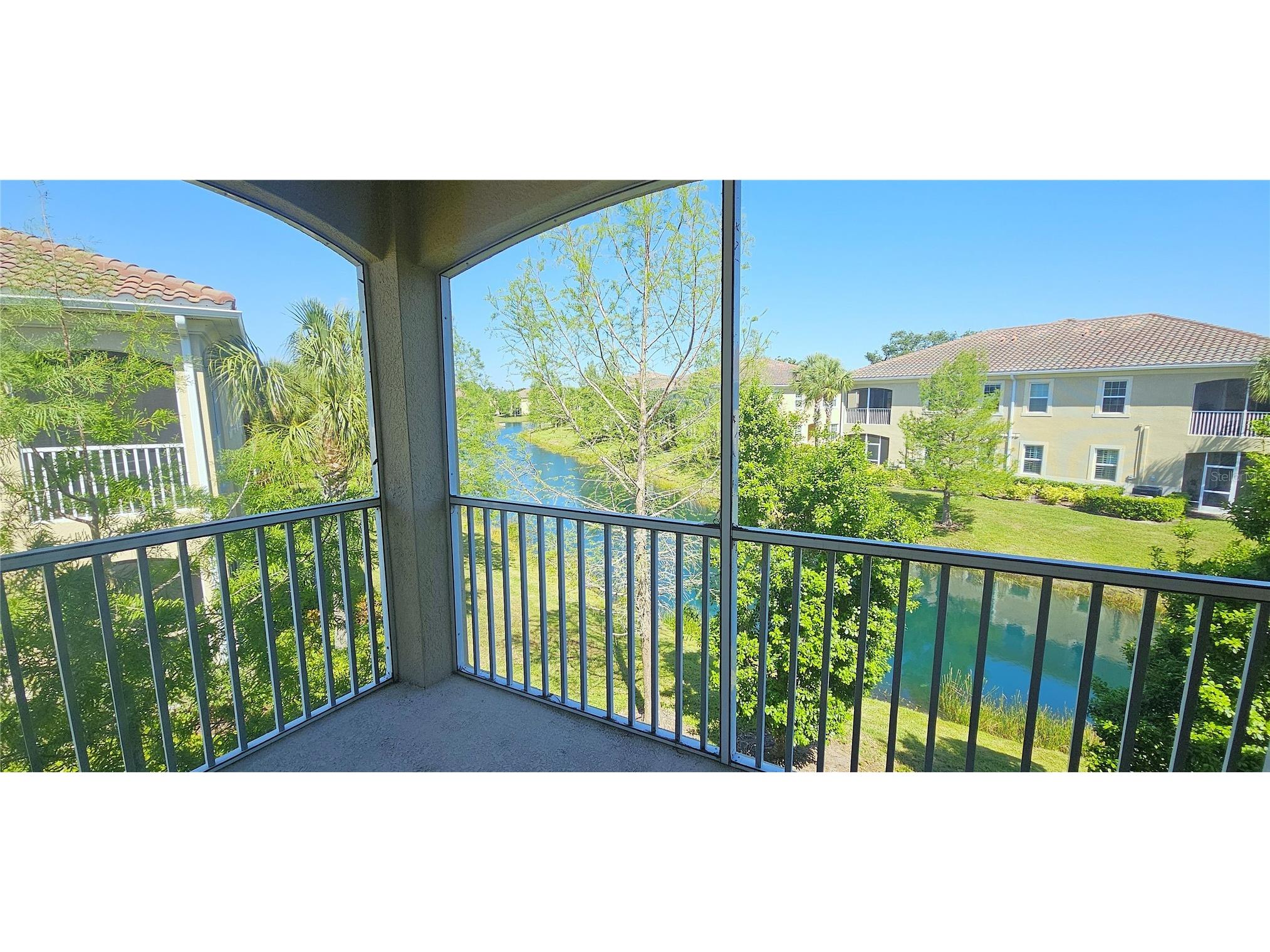 8363 Enclave Way #101 Sarasota FL 34243 A4686164 image18