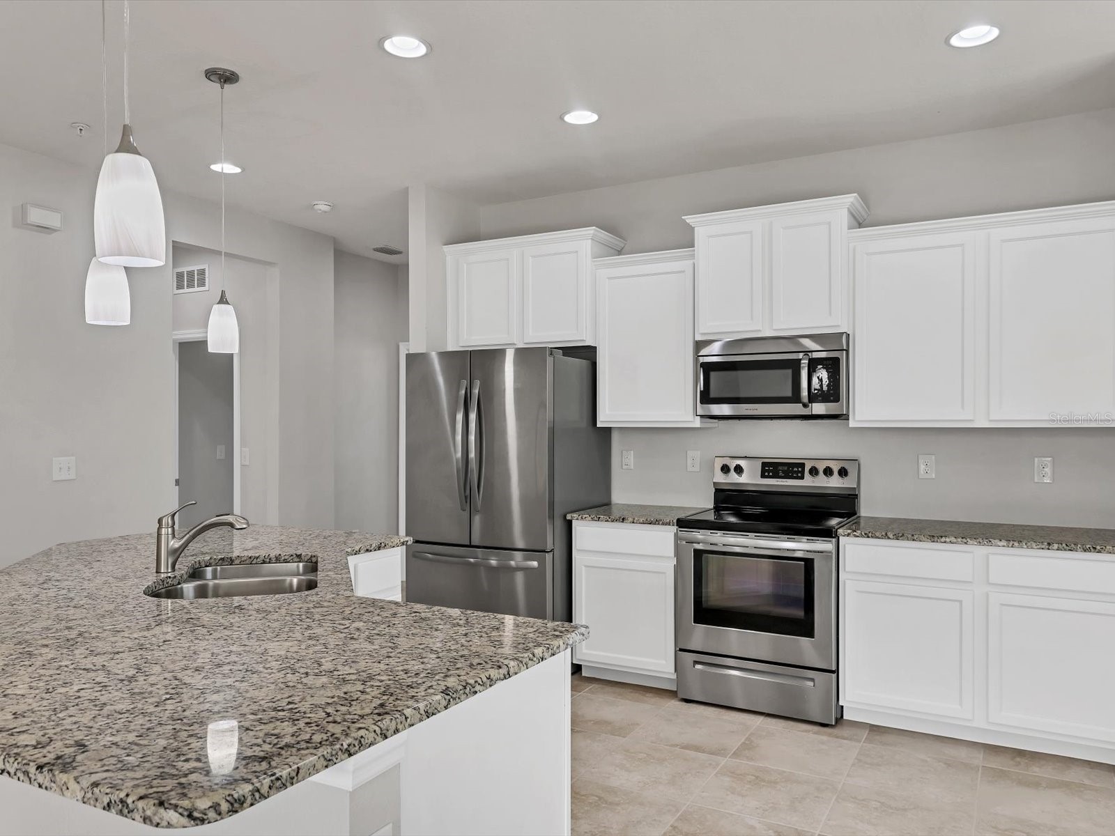 8363 Enclave Way #101 Sarasota FL 34243 A4686164 image6
