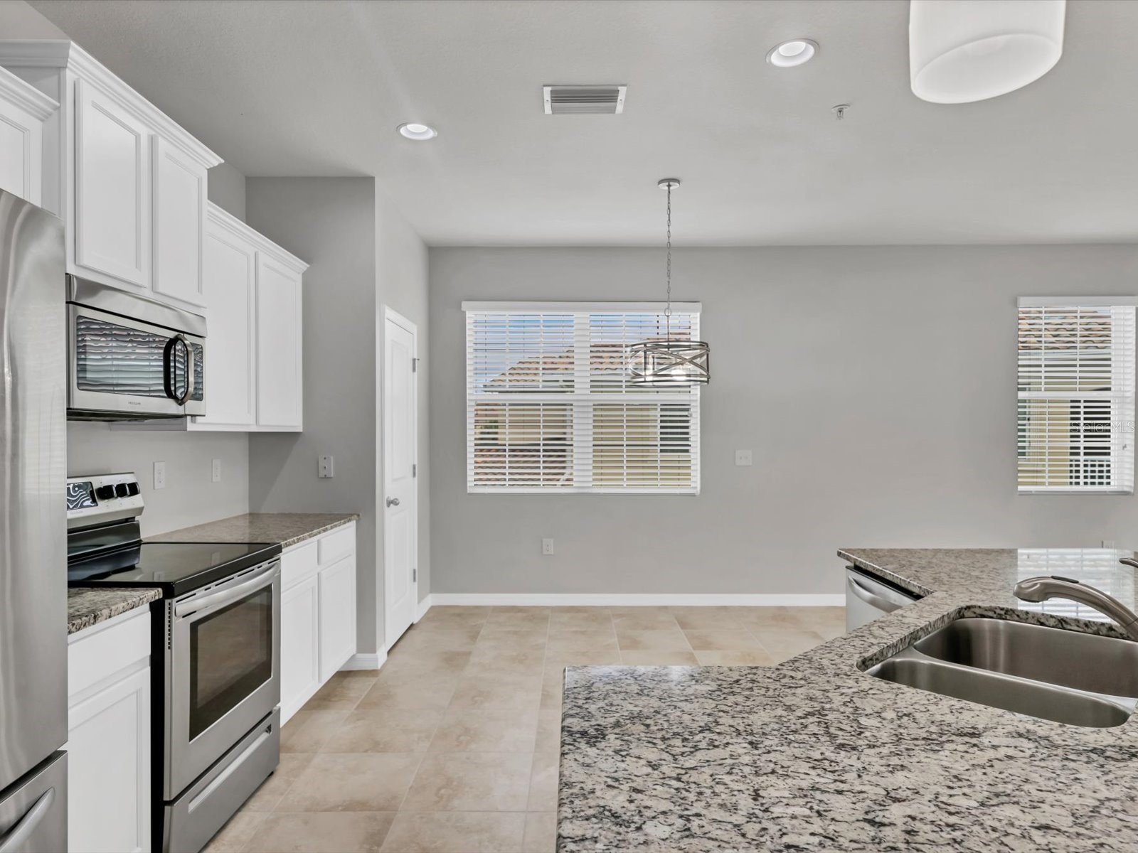8363 Enclave Way #101 Sarasota FL 34243 A4686164 image7