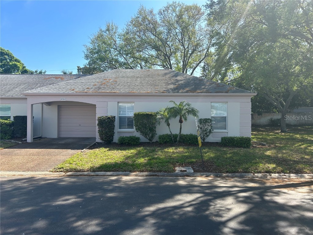 8364 Candlewood Road Seminole FL 33777 U8235038 image1